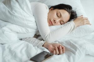 Lire la suite à propos de l’article Canule souple anti-ronflement : fonctionnement, avis et guide pour un meilleur sommeil